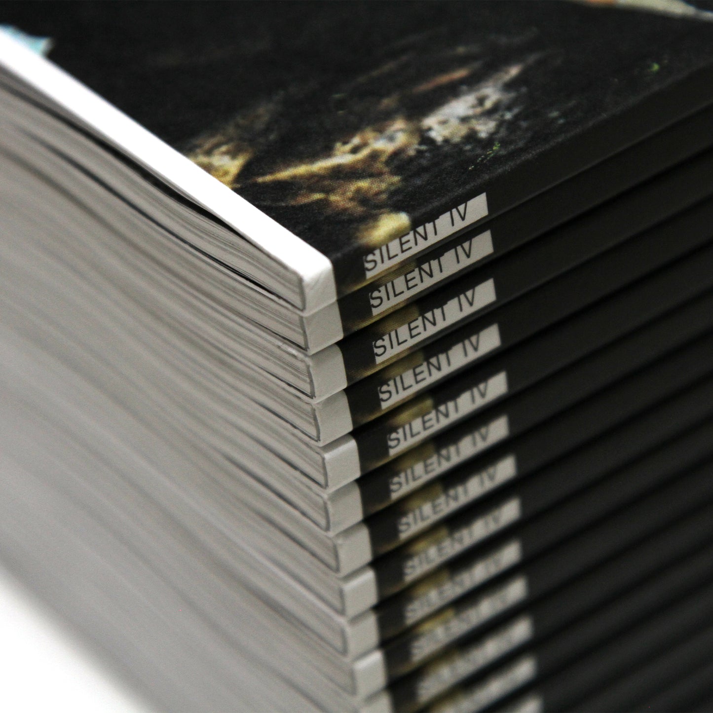 SILENT MAGAZINE - Silent Issue 4