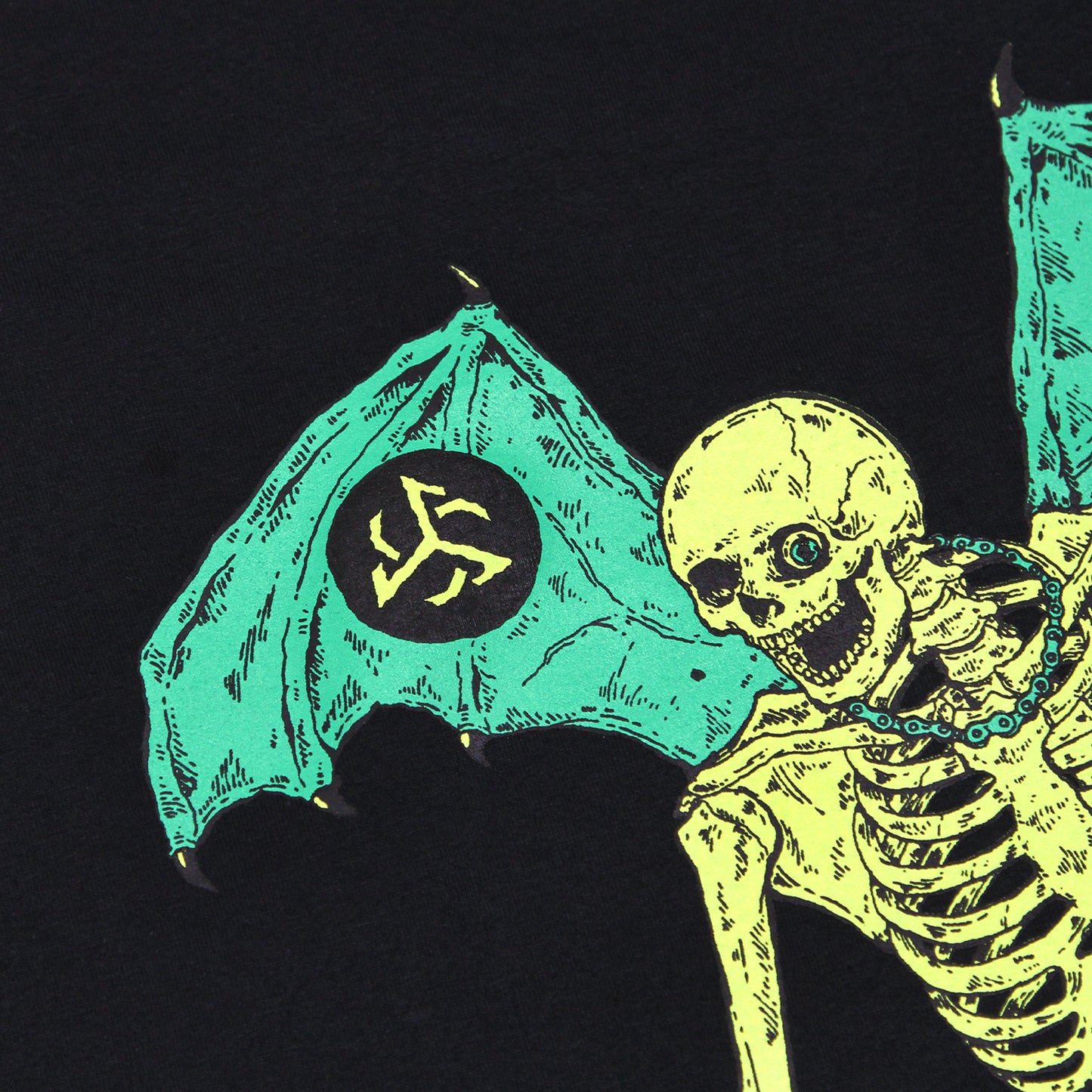 ALIVE INDUSTRY X MOTO-BUNKA - Limited Collaboration T-Shirt Designed by Hirotton/Black