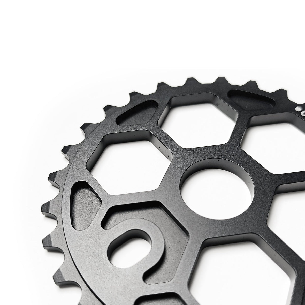 OKESA [P-SPEC] - P-28 Sprocket/Black
