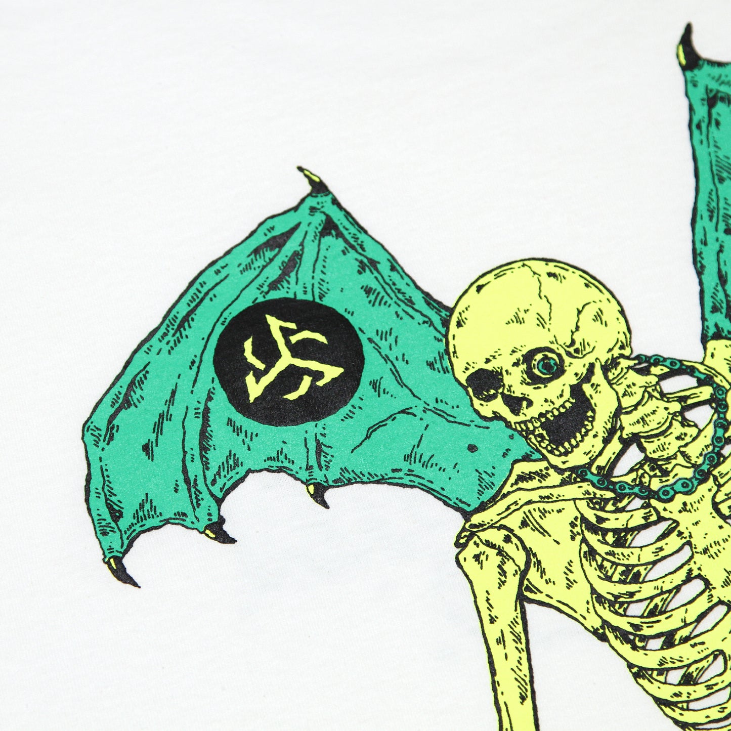 ALIVE INDUSTRY X MOTO-BUNKA - Limited Collaboration T-Shirt Designed by Hirotton/White
