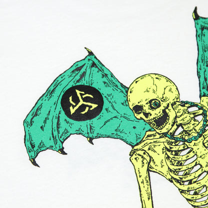 ALIVE INDUSTRY X MOTO-BUNKA - Limited Collaboration T-Shirt Designed by Hirotton/White