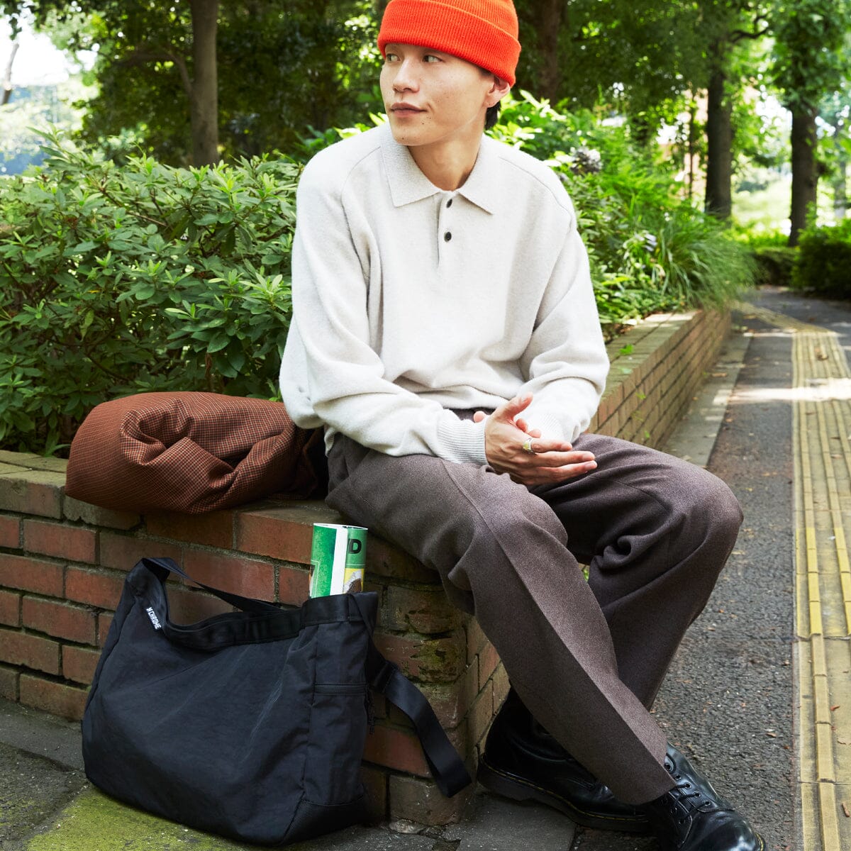 CHROME INDUSTRIES - NEWSPAPER MESSENGER
