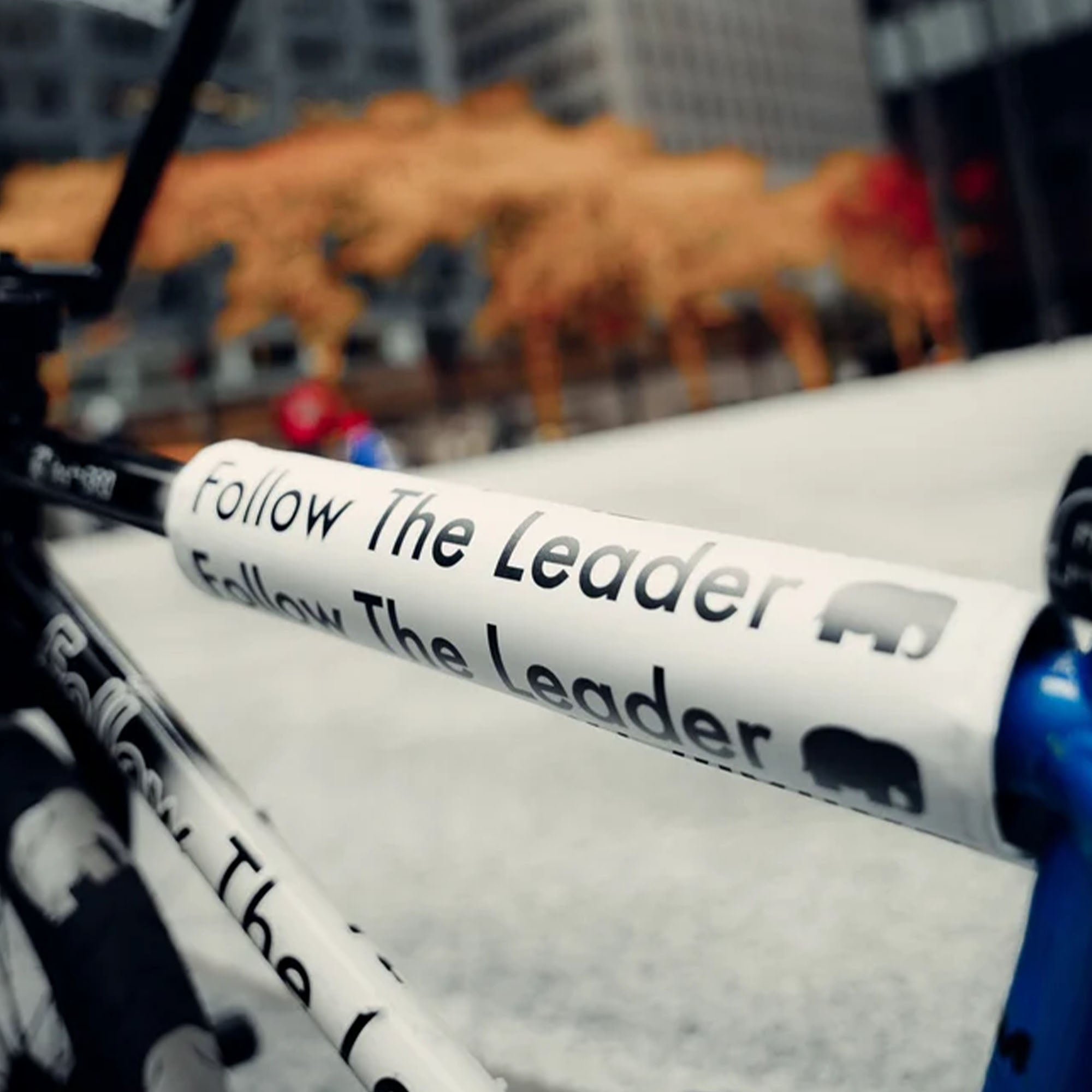 FTL - Follow The Leader Bicycle Pad/White – MOTO-BUNKA STORE
