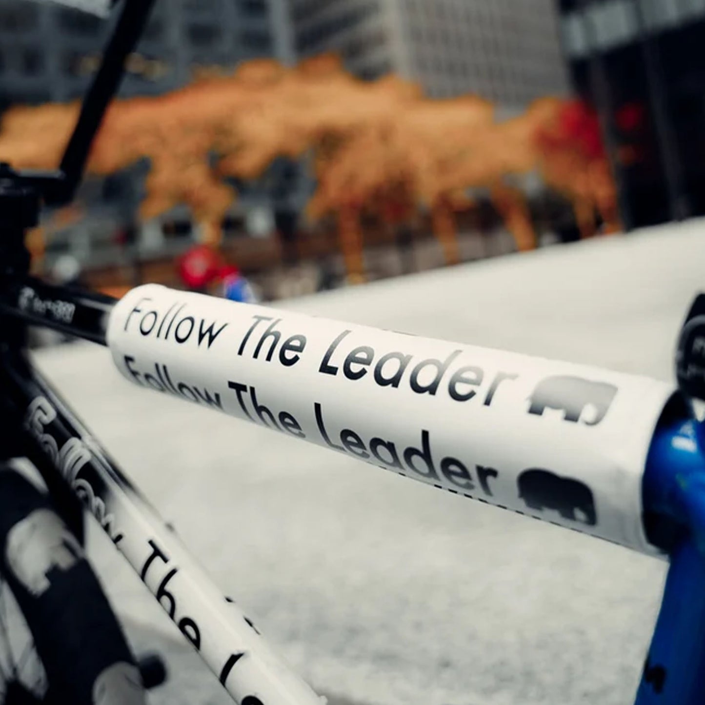 FTL - Follow The Leader Bicycle Pad/White