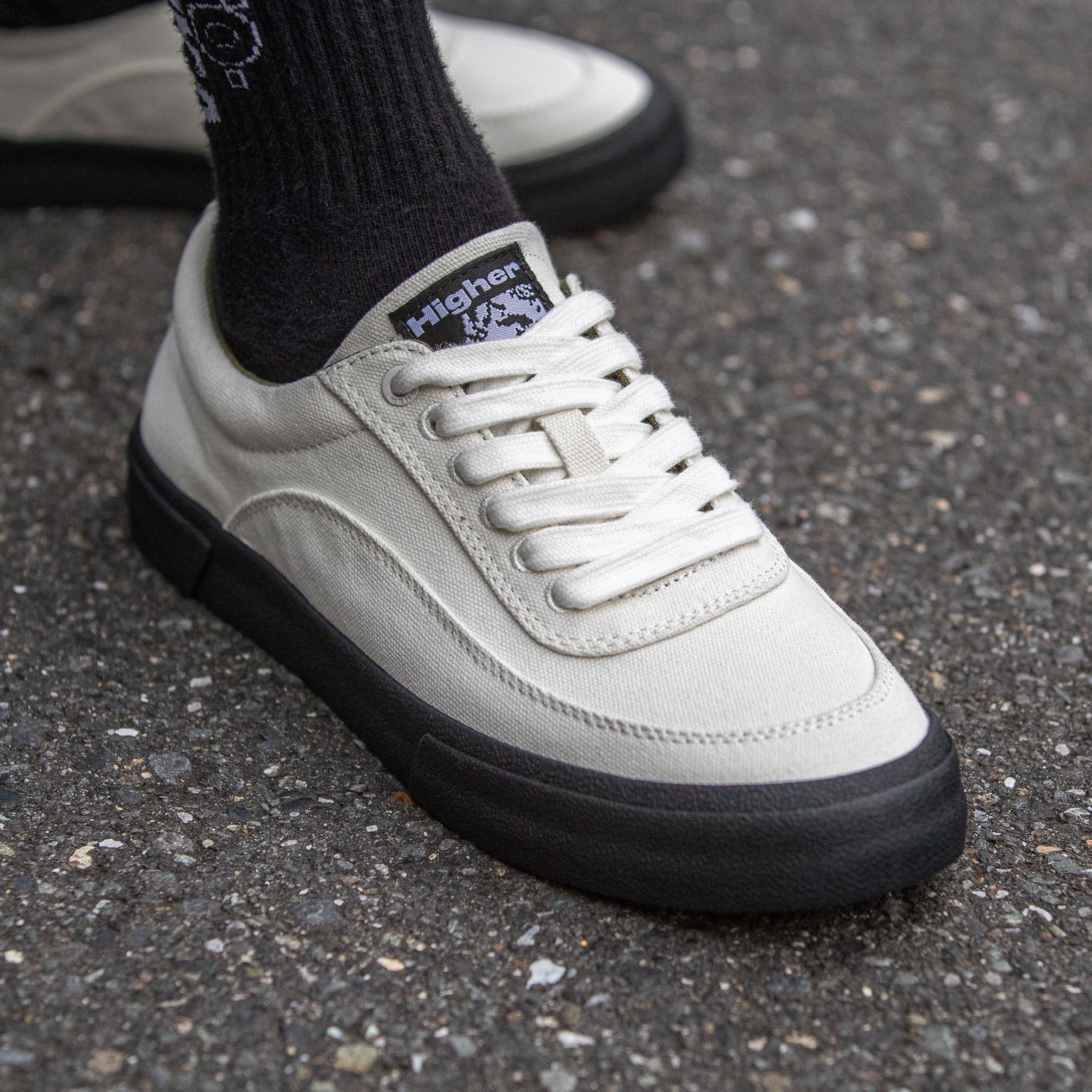 HIGHER FOOTWEAR - Crypt Full Lace Canvas/Raw Ecru – MOTO-BUNKA STORE