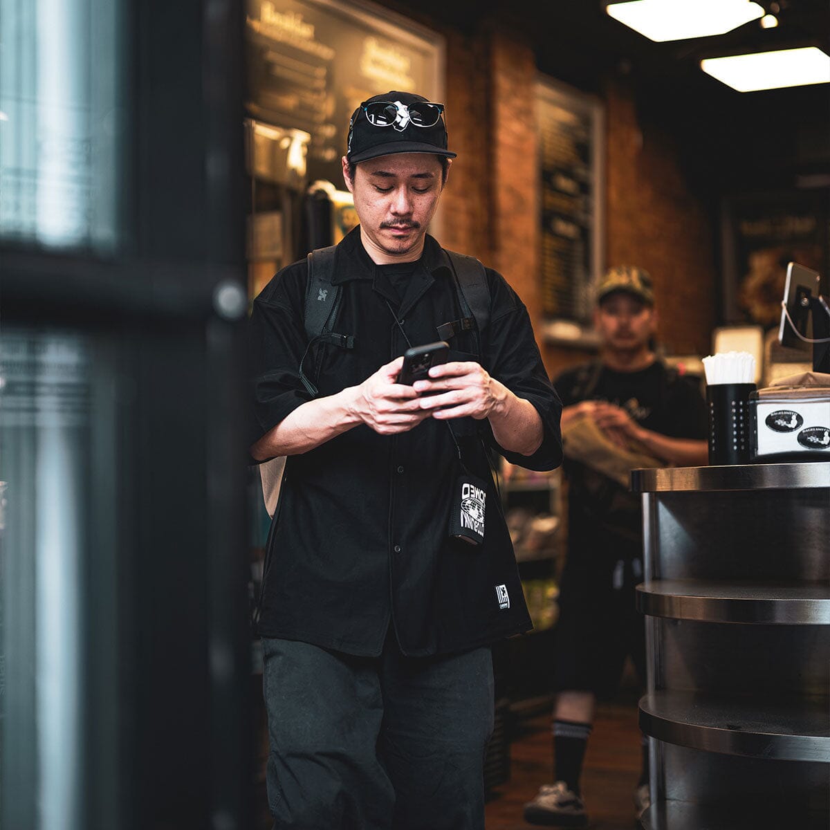 CHROME INDUSTRIES - LSC Shirt Wide Fit OG Logo/Black