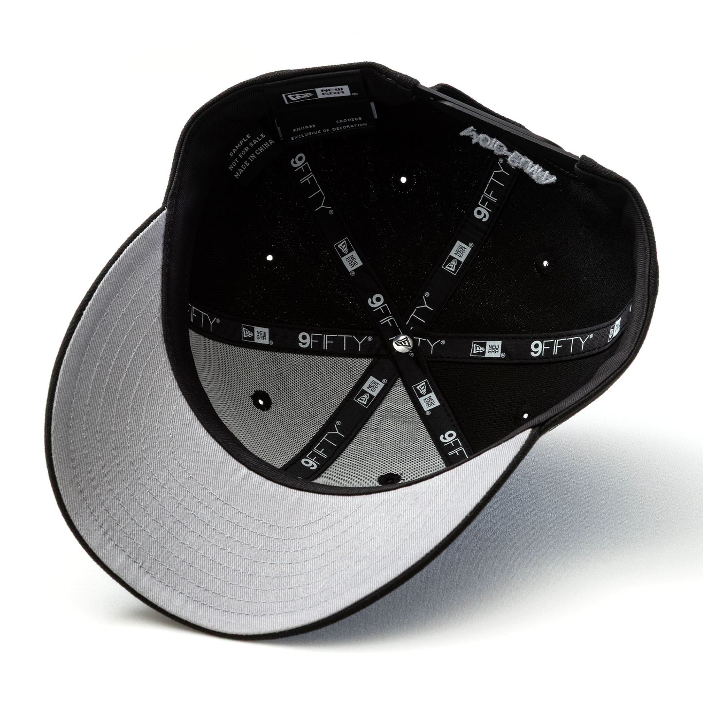 NEW ERA®︎ | MOTO-BUNKA - LP 9FIFTY SNAPBACK Edwin De La Rosa Custom Cap/Black