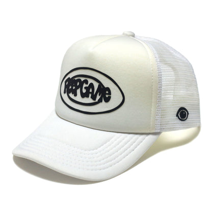PEEP GAME - Poorboy Trucker Cap/White-White