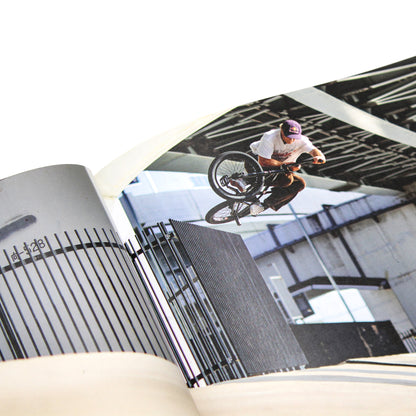 SILENT MAGAZINE - Silent Issue 8