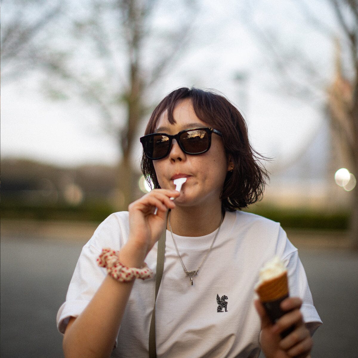 CHROME INDUSTRIES - LSC T-Shirt Wide Fit GWG/White